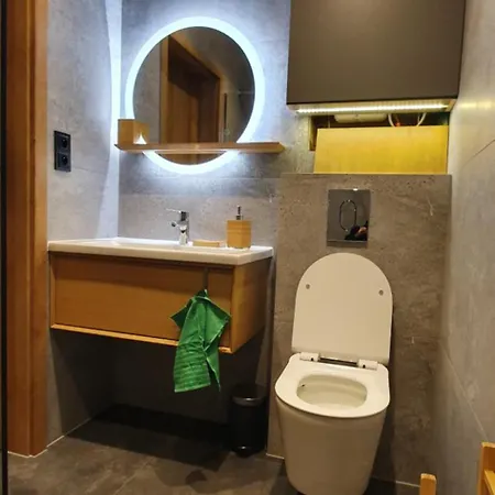Off Na Oslaku, Jacuzzi & Sauna Ferienhaus *