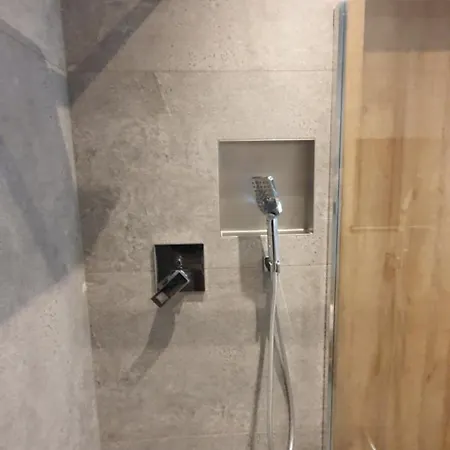 Off Na Oslaku, Jacuzzi & Sauna * Jaworzna